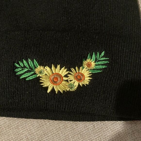 Sunflower 🌻 Embroidered Beanie - Picture 3 of 6